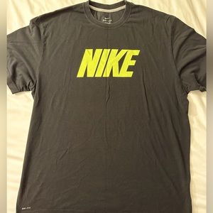 Nike Dry-Fit Tee